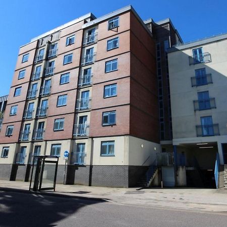 Hk Life Serviced Apartment , City Centre Swindon Exterior photo
